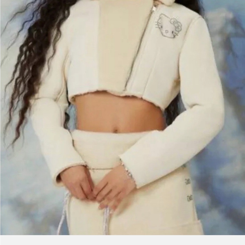 Forever 21 x Hello Kitty - XS Cream Cropped Jacket and Skirt Set with Shearling